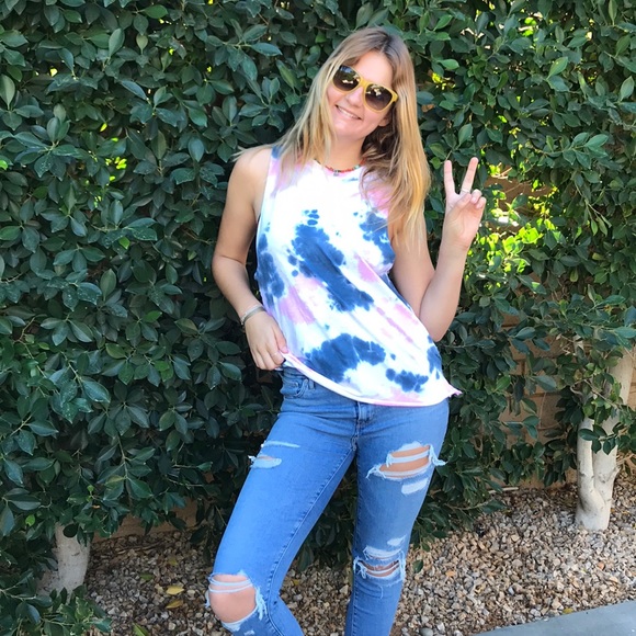 🌸🌿Handmade Tie Die Muscle Tank🌿🌸 - Picture 2 of 4